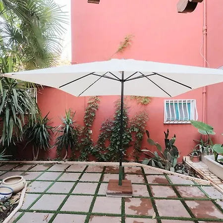 Exclusive Hideaway With Patio In The Heart Of